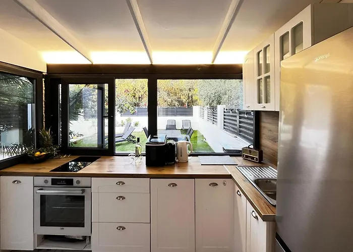 Kristalia Villa Szkála Szotírosz