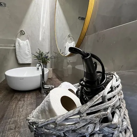 Kristalia * Skala Sotiros