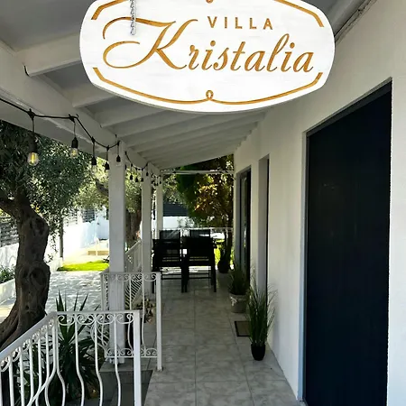Kristalia Villa *
