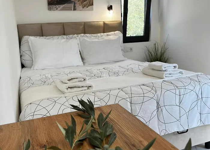 Kristalia * Skala Sotiros