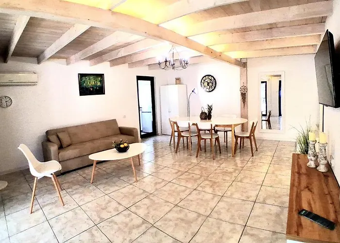 Kristalia Skala Sotiros